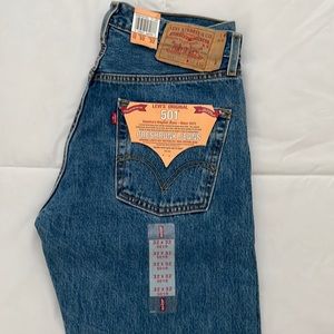 Men’s Preshrunk Button Fly Levi’s Original 501 Jeans